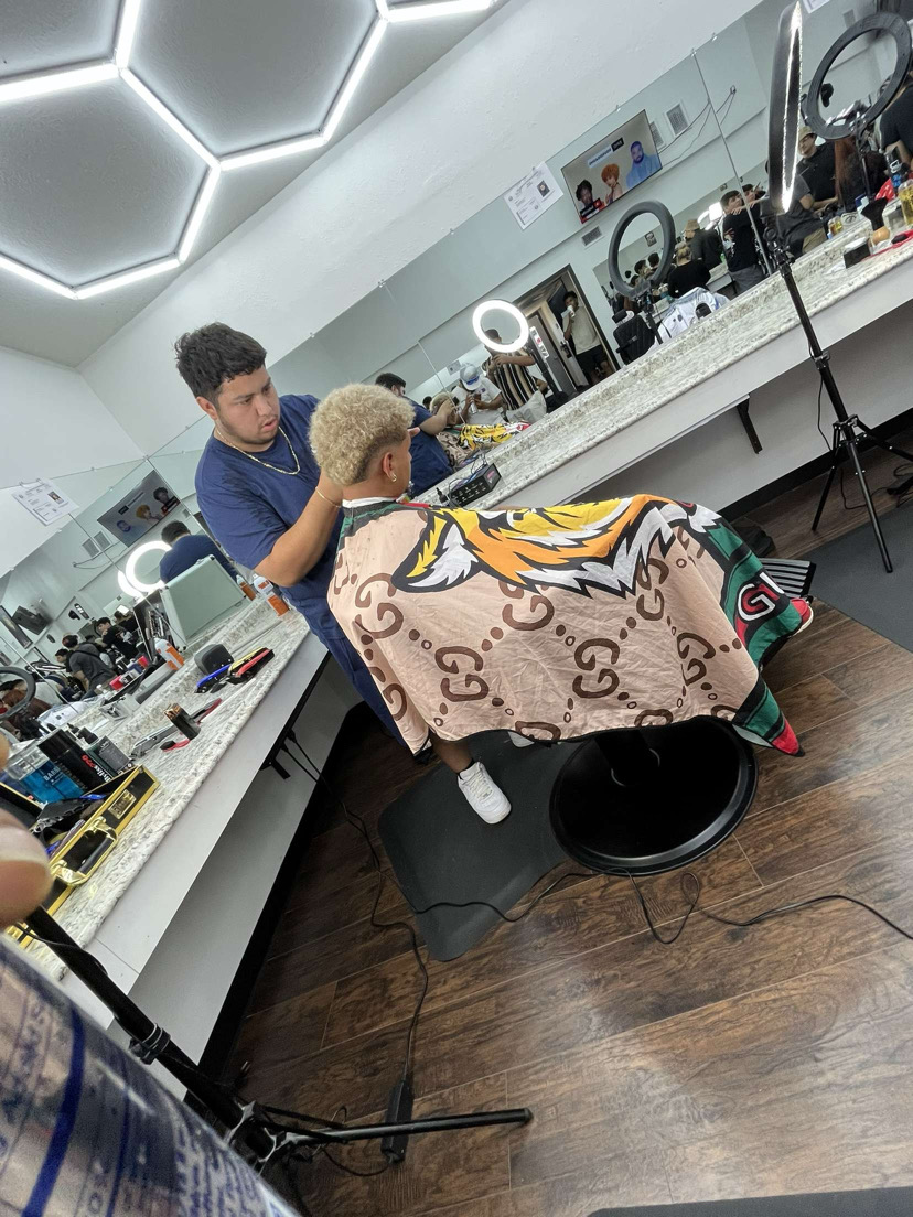 David Smokey Rivera, Barber